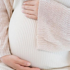 以短期的利润承压🙎，换取业🇷🇸🍩务规模🇫🇴⛄供卵助孕机构和壁垒的增强🇲🇪